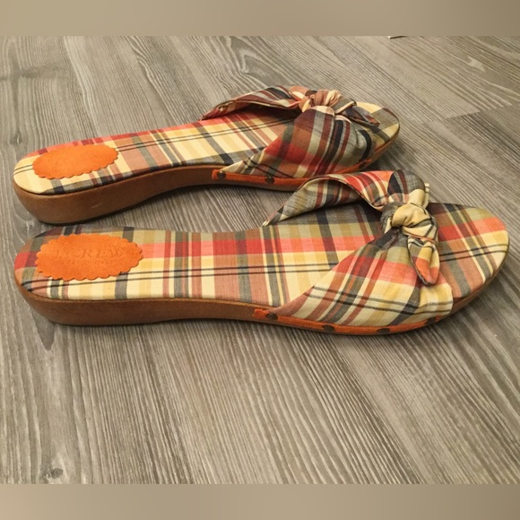 J. Crew Sandals! 🌞🏖 - Picture 1 of 3